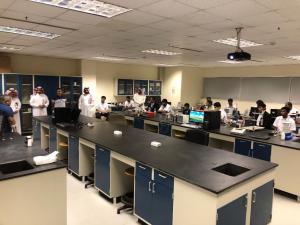 Technical College Students Visit Physics Department